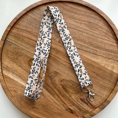 Berries and Twigs Cream Lanyard