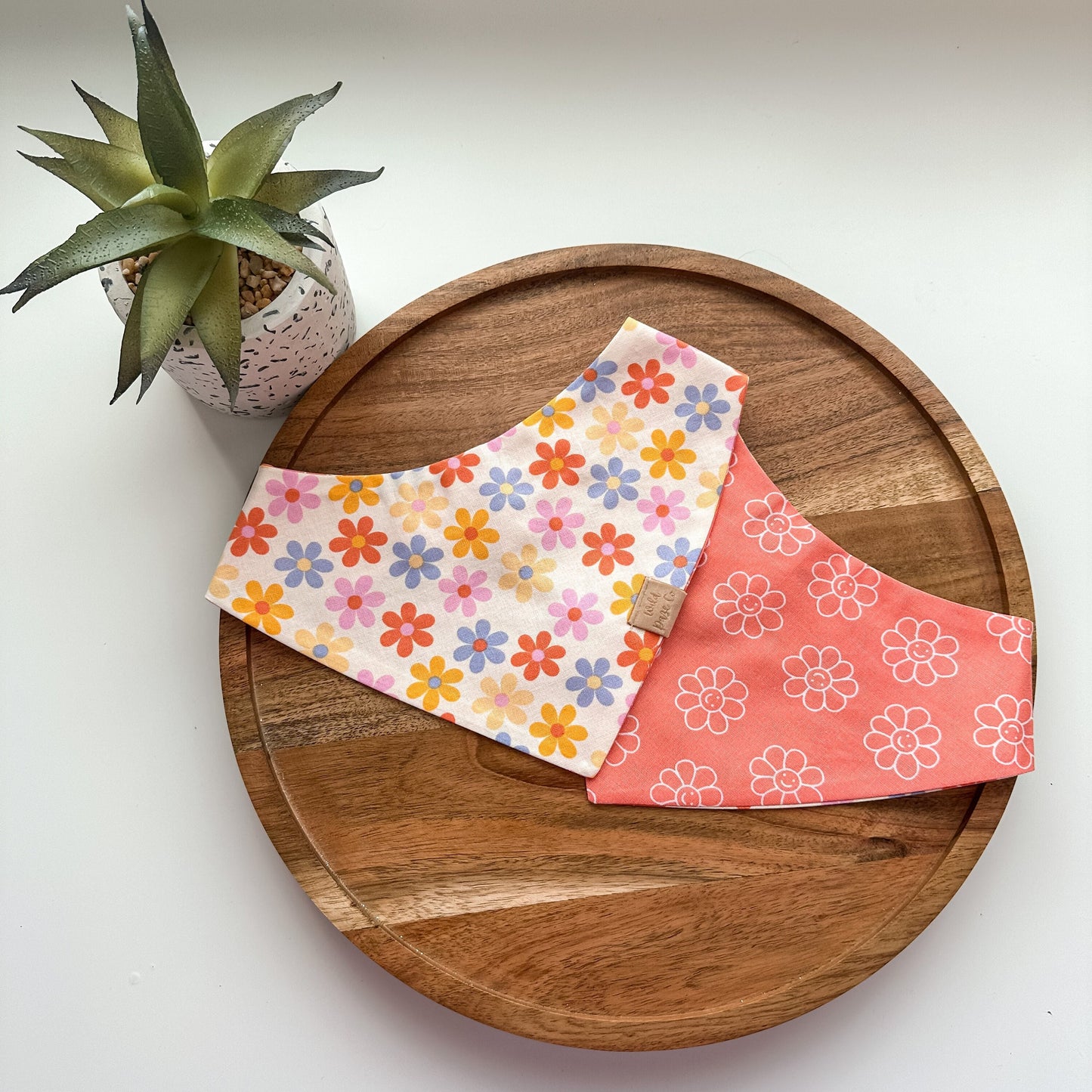 Spring Retro Floral Daisy Dog Bandana